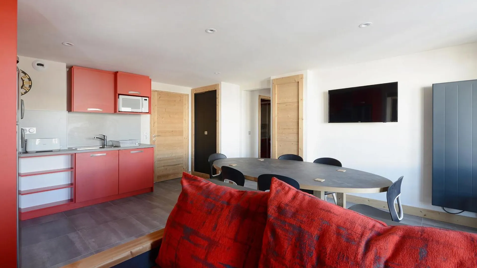 Appartement Lumineux - Proche Des Pistes - Balcon - Animaux Admis - Fr-1-181-1907 La Plagne-Tarentaise Apartment